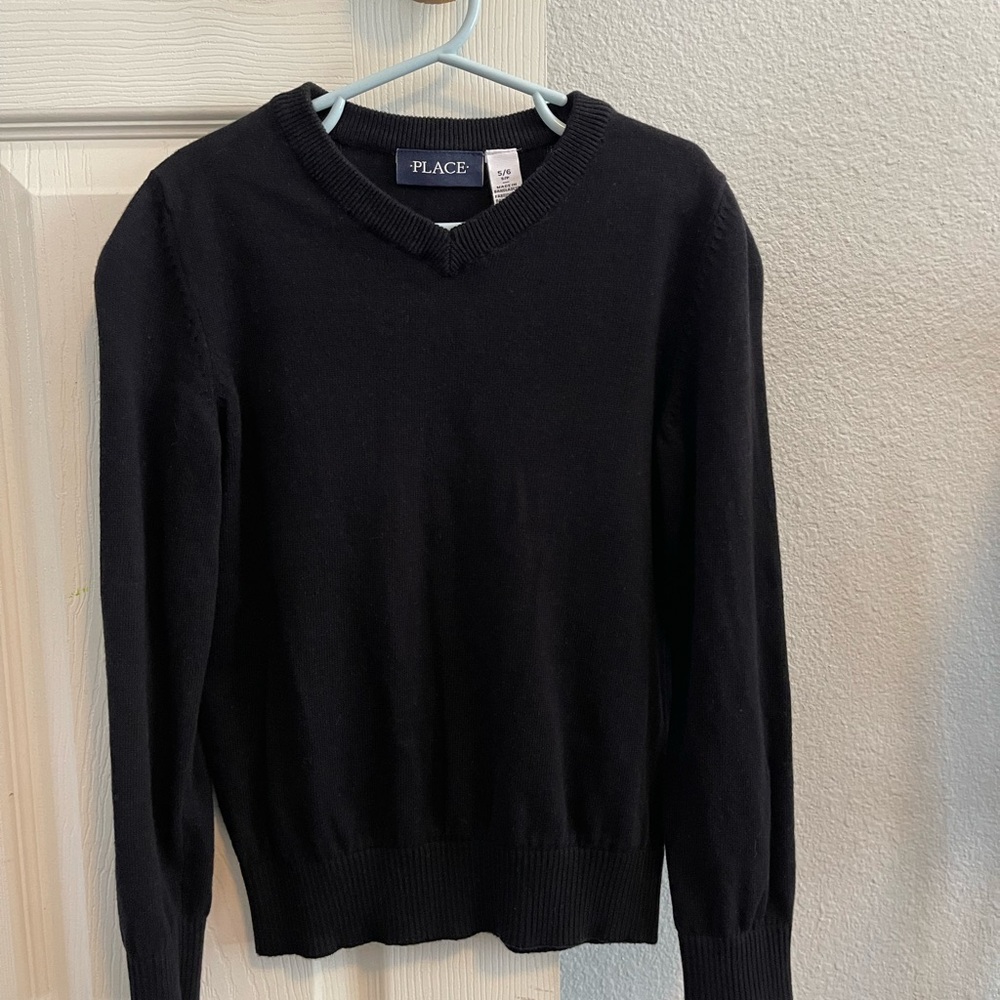 Boys Black V-Neck/Children's Place, Size 5 Sweater